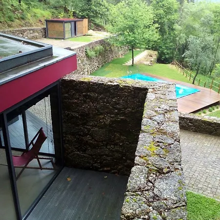 Casa De Beiral Dom wakacyjny *
